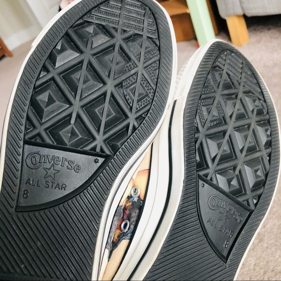 Wonder Woman Converse High Top Sneakers - Picture 11 of 13